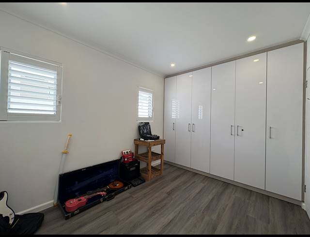 3 BEDROOM HOUSE FOR SALE IN SANDOWN